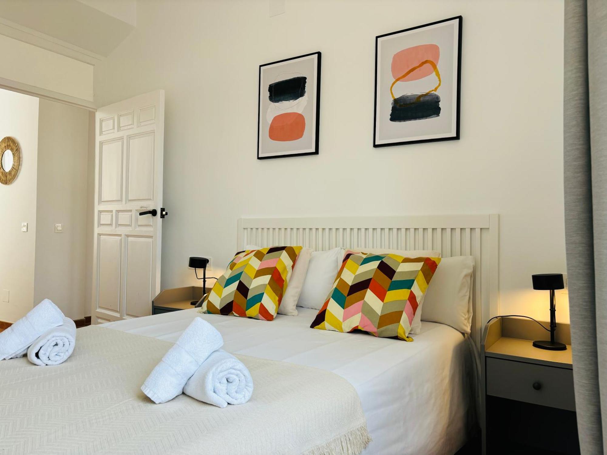 Apartamentos Alcazaba Малага Екстер'єр фото